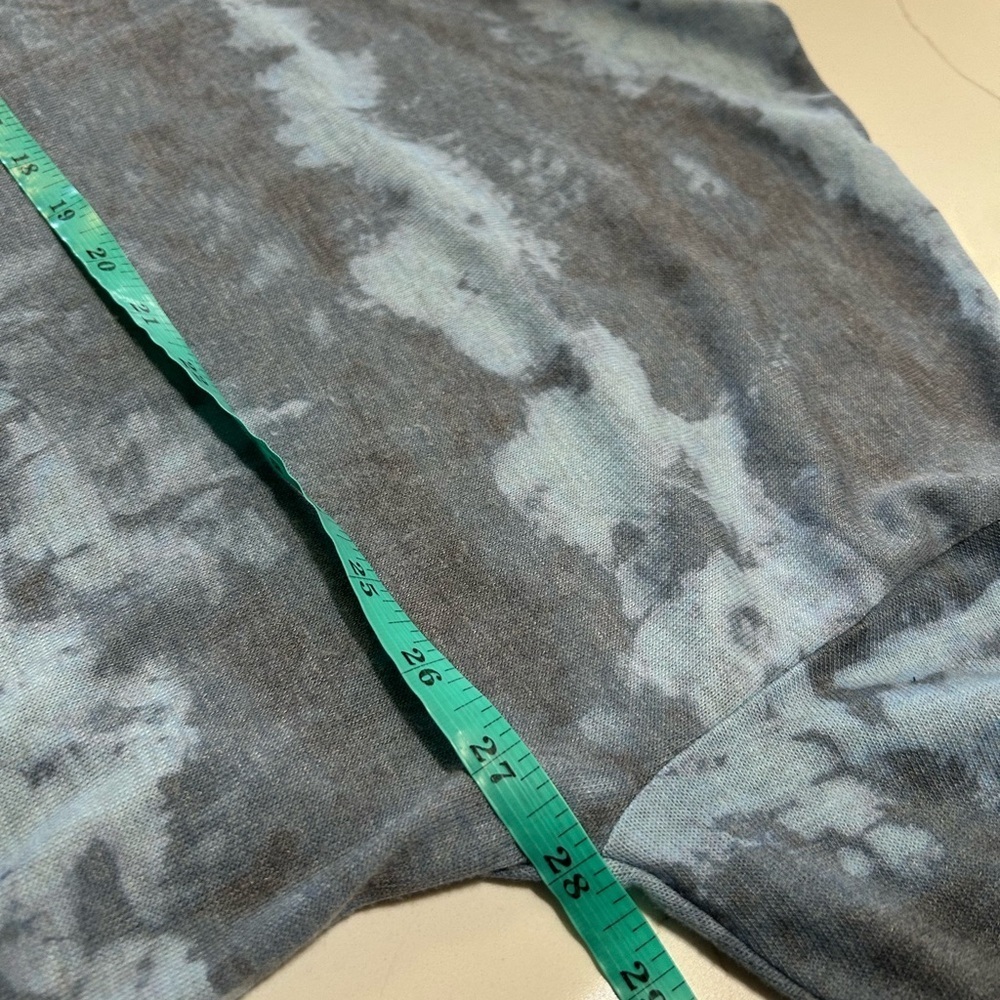 Democracy Blue and Gray Tie-Dye 3/4 Sleeve Top - Picture 9 of 10